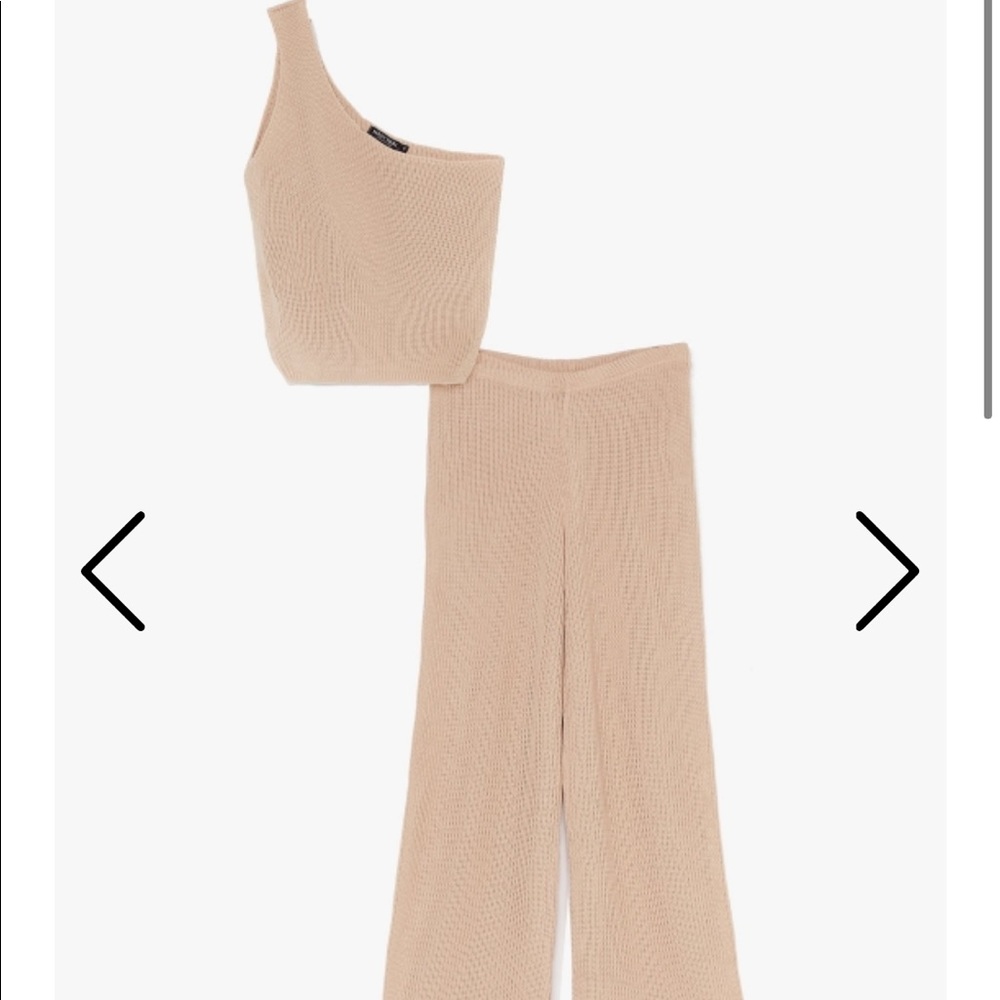 One By One Shoulder Knitted Lounge Set
